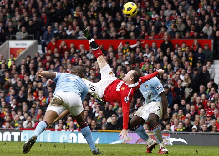 2011-11-30T003820Z_1099754312_GF2E7BT03CT03_RTRMADP_3_POY_0.jpg
